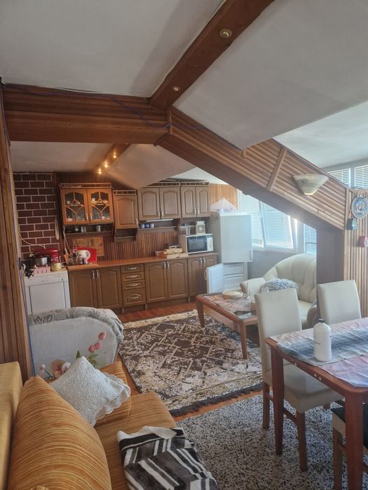 Дава под наем двустаен апартамент