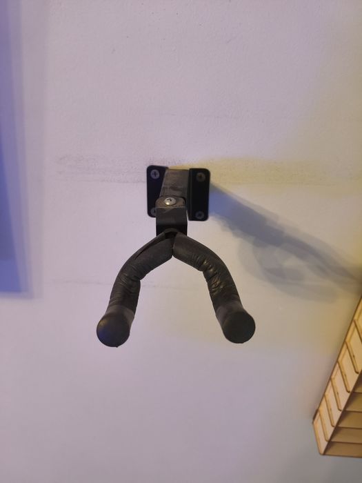 Продам Электро гитару