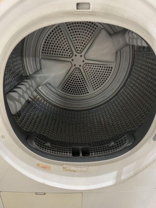 Сушилня Whirlpool 6th sense 8кг HSCX-80420