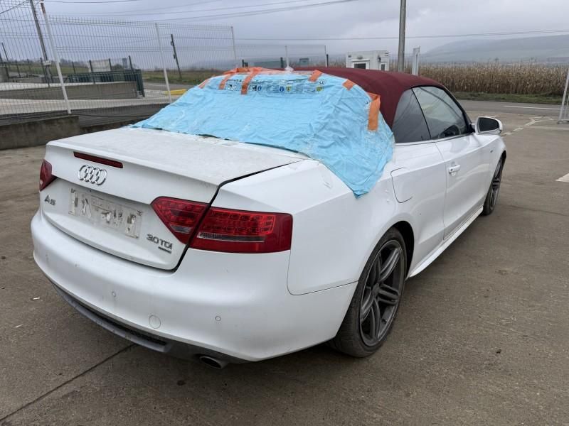 Aripa spate dreapta Audi A5 facelift 8T3 Cabriolet culoare alba - ly9c