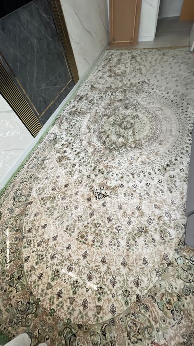 Продам ковер, 2*5 . Иранский шелк