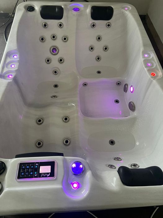 Jacuzzi 3 persoane cadă cu hidromasaj piscină