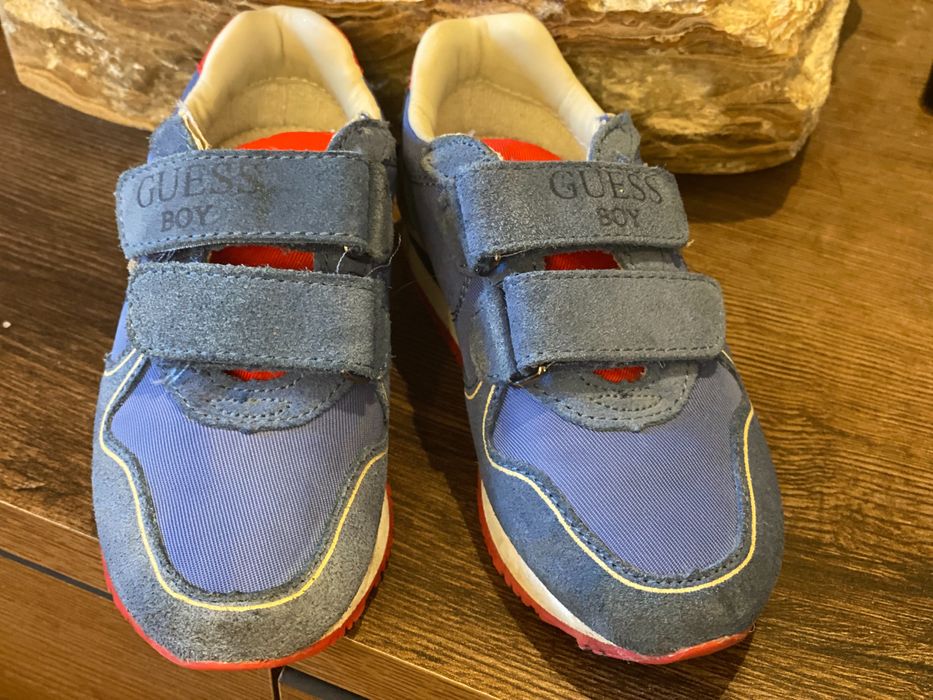 Детски пролетно-есенни обувки Guess