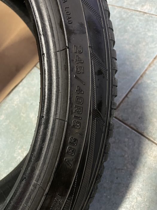 245 40 R19 iarna Falken EuroWinter 98V M+S
