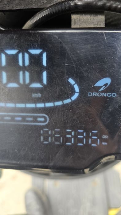 Brend nomi DRONGO TM skuter