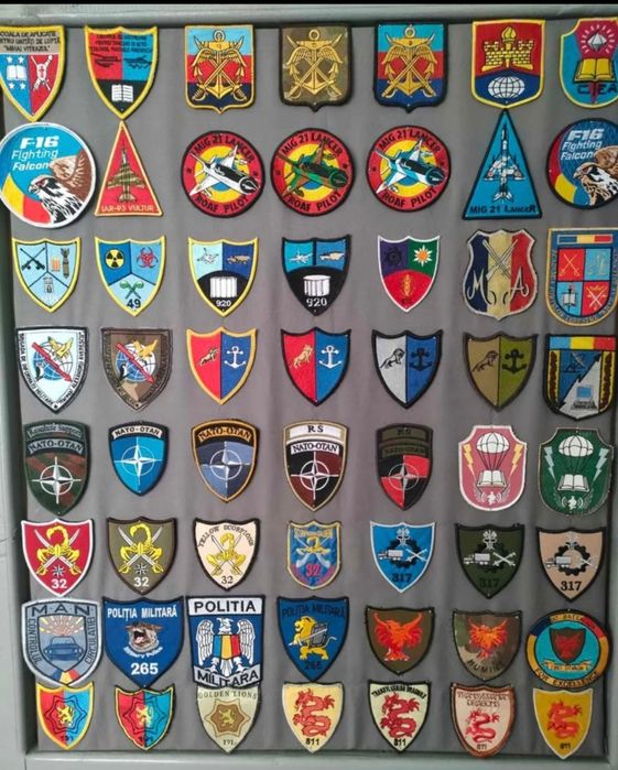 Embleme militare