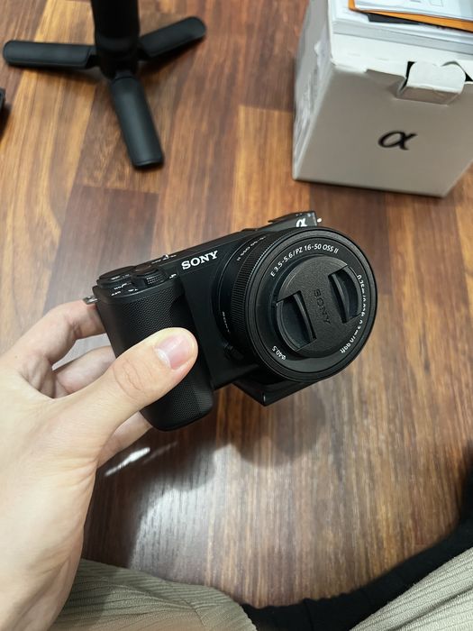 Sony ZV-E10 II Aparat Foto Mirrorless 26MP Video 4K60p Kit cu Obiectiv 16-50mm mk2