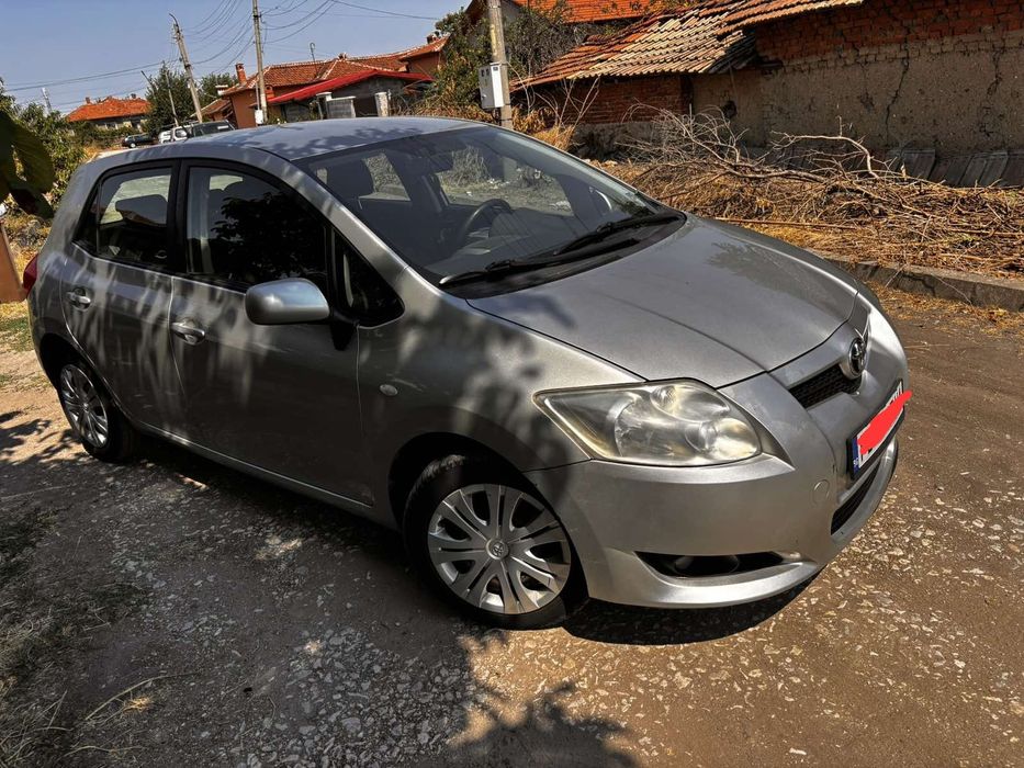 Toyota Auris 2010 – Бензин, Отлично състояние, 139 480 км