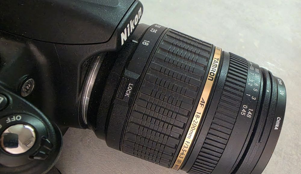Фотоапарат  D3100