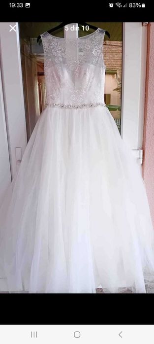 Rochie mireasă impecabilă