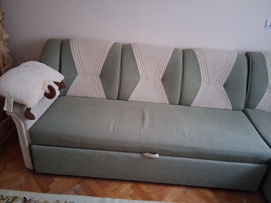 Canapea extensibilă.  Stofa
