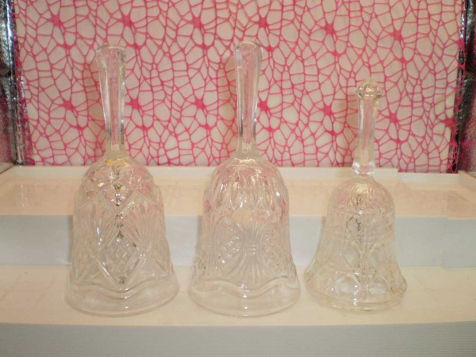 3 superbi clopotei de sticla