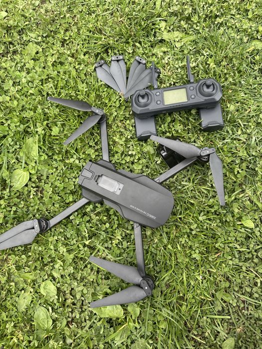 drona  XMR/C cu telecomanda