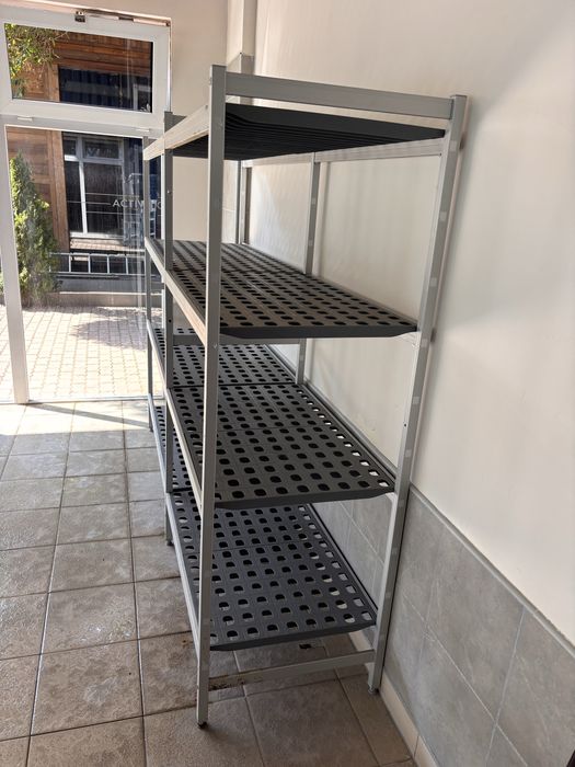 Rafturi aluminiu