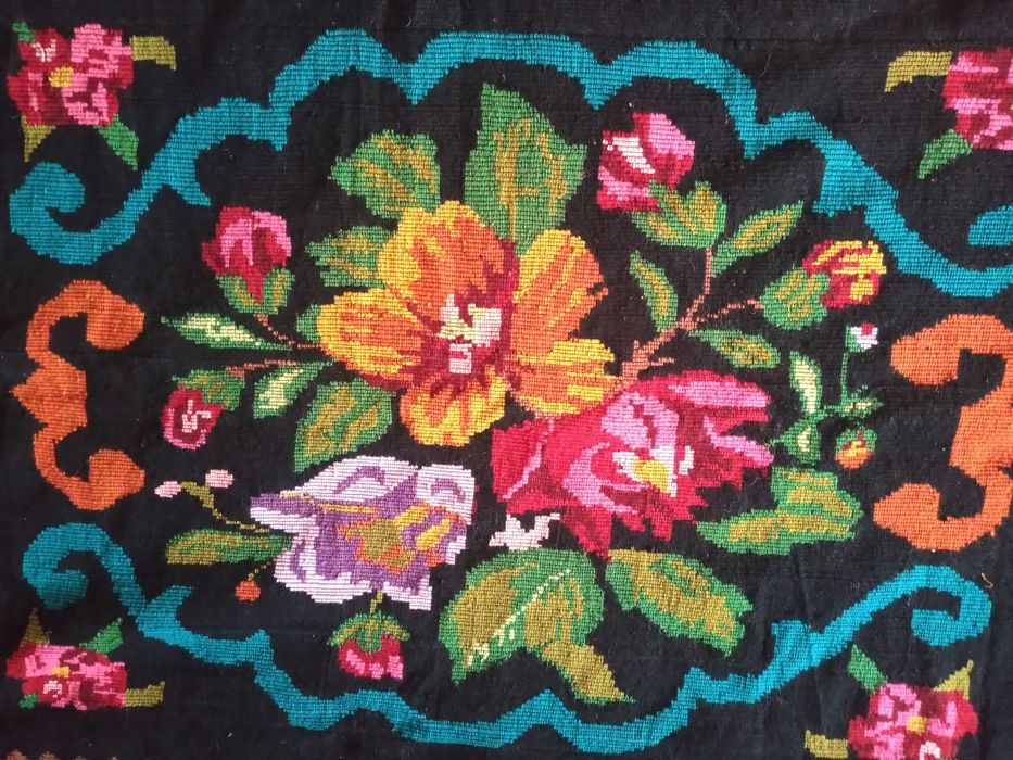 covor peretar lana traditional romanesc