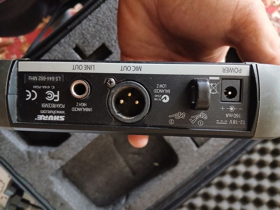 Vând microfon Shure  Pg58