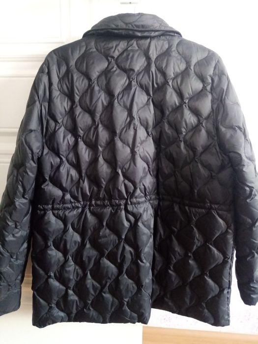 Куртка женская 40 000 тг