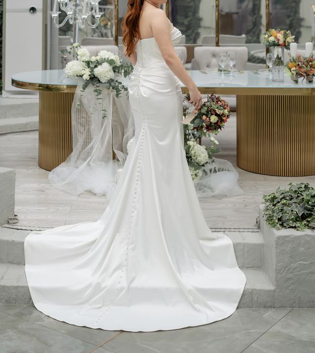 Rochie de mireasa sirena