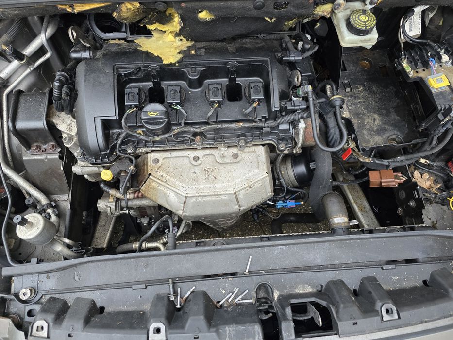 Части за Peugeot 308 - 1.6 / Пежо 308 1,6 бензин