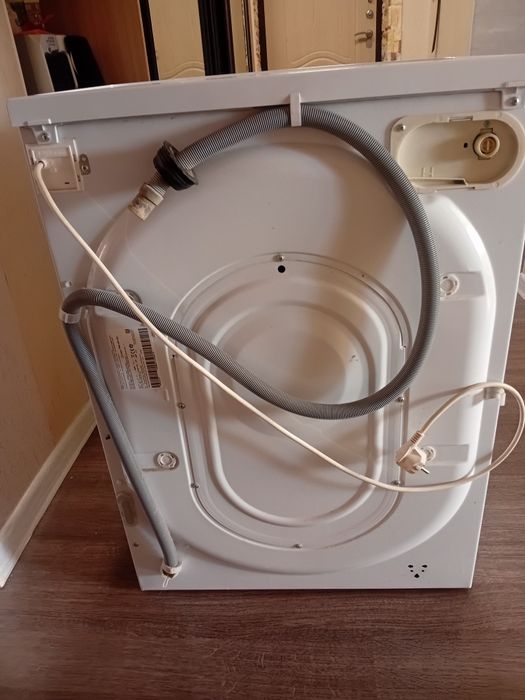 Стиральная машина Indesit