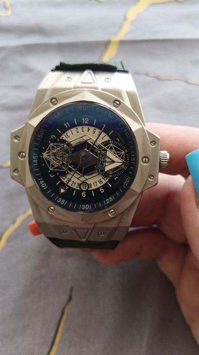 Продам часы мужские