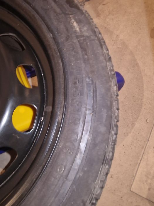 Jante de 16" cu cauciucuri de iarna