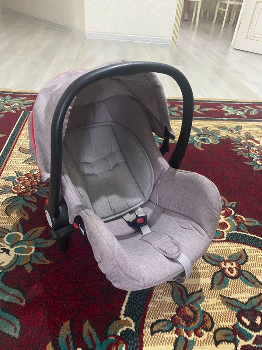 Продается шезлонг (новый)