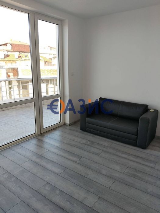 Продава се Двустаен апартамент в Свети Влас - 68 кв.м за 984 €/кв.м - Снимка #4