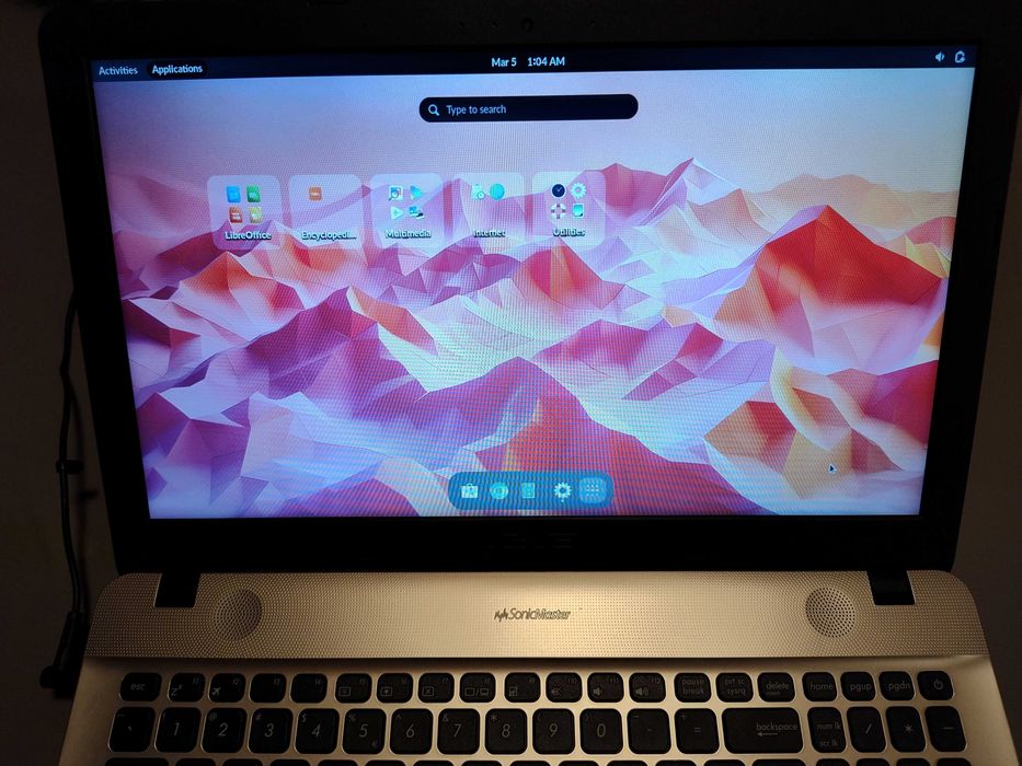 Laptop Asus Intel i3/1TB HDD/DVD, ideal pt elevi/internet/filme/office