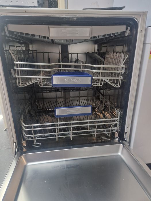 Съдомиялно Siemens A+++ 14 комплекта