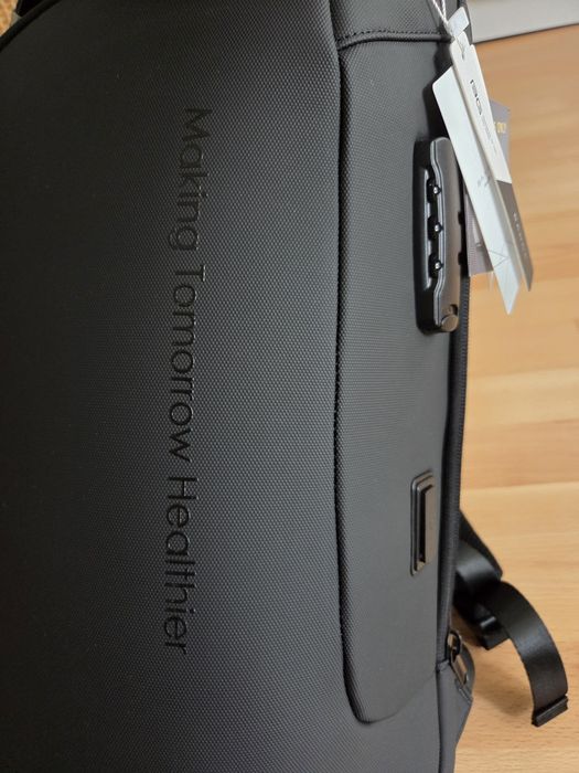 Rucsac pentru laptop BANGE 15.6 inch, model nou din poliester rezistent la apa, cu sistem antifurt TSA si port USB