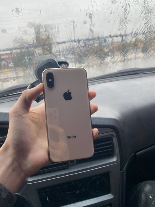 Iphone Xs  xolati zor