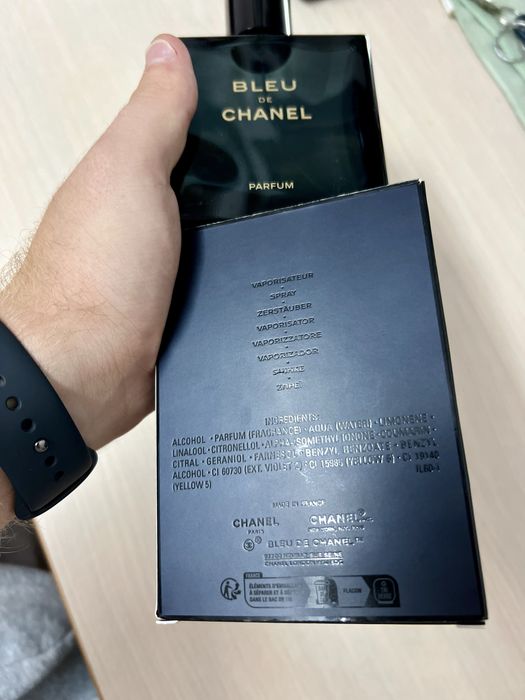 Cutie și Sticlă Bleu de Channel original.