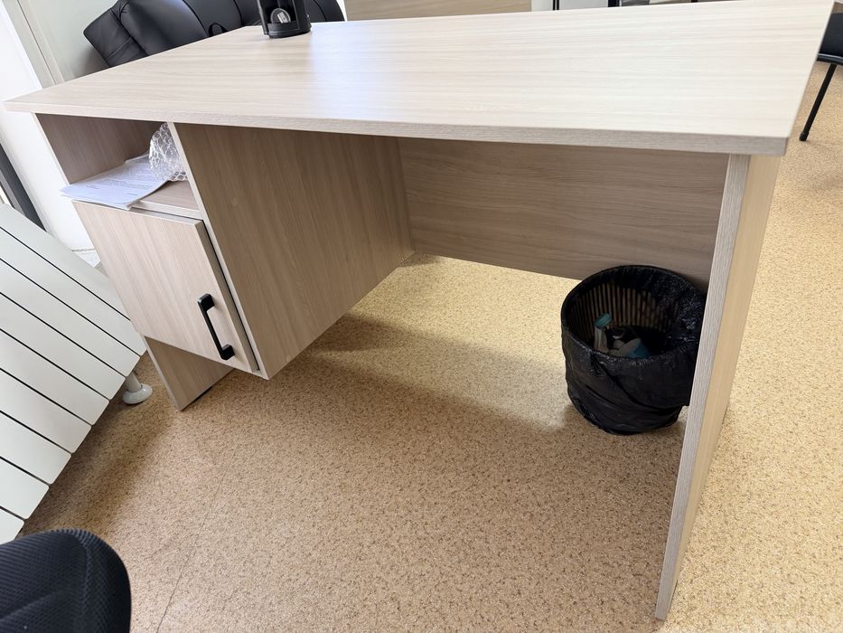 Диван, кресло, стуля, столы, шкаф