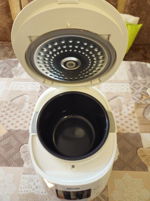 Мултикукър Philips HD4731/70