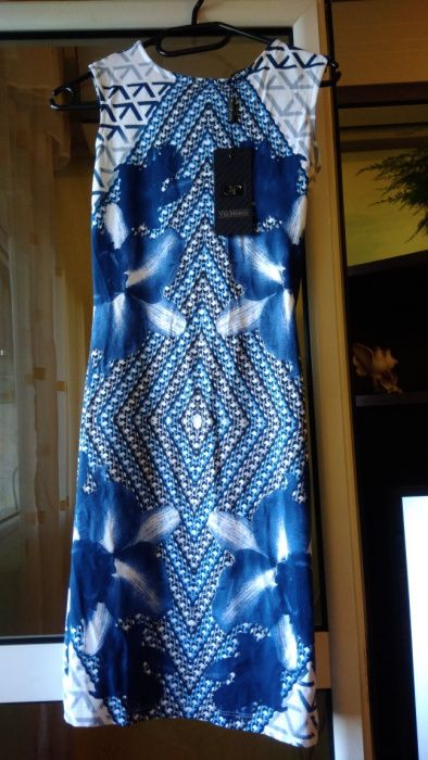 Ефектна рокля по тялото