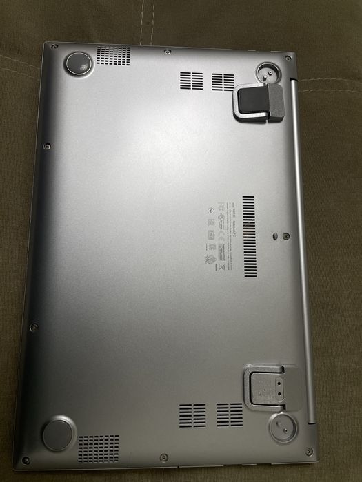 AsusVivobook K413E