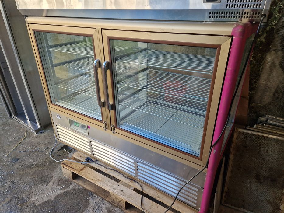 Frigider, Masa rece, dulap cald inox, usi culisante