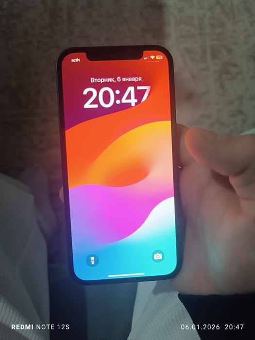 Продам Айфон 12 128гб