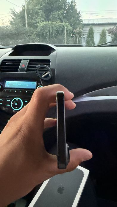Iphone 16 plus srochni
