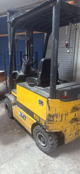 Stivuitor de vanzare