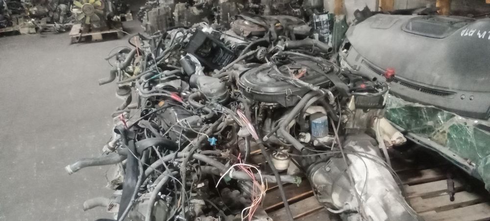 Мерседес 124 двигателя каробки.