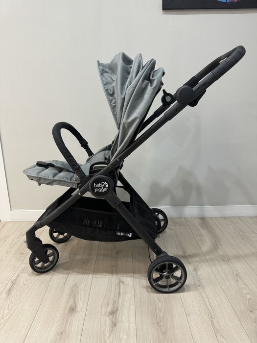 Коляска прогулочная Baby Jogger