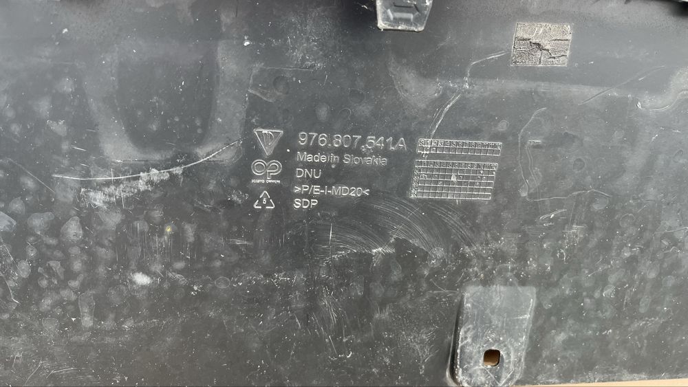 Porsche Panamera лип