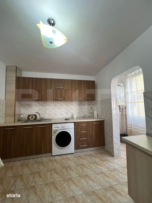 Apartament 2 camere, etaj 1, decomandat, zona Micro 3