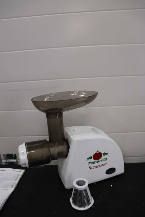 BEPER BP.720 Електрическа преса и филтър за домати, бяла, 300 W