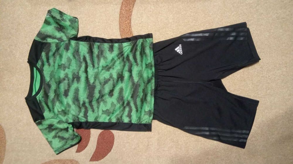 Tricou si pantaloni de sport mar 146/152