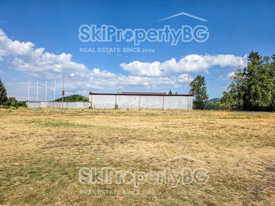 Парцел в индустриалната зона на Самоков!