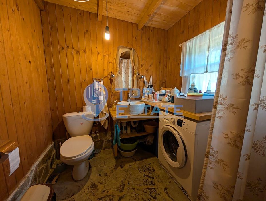 Автентична реновирана къща в град Елена