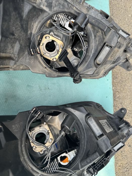 Golf 7 комплект фарове ксенон Валео